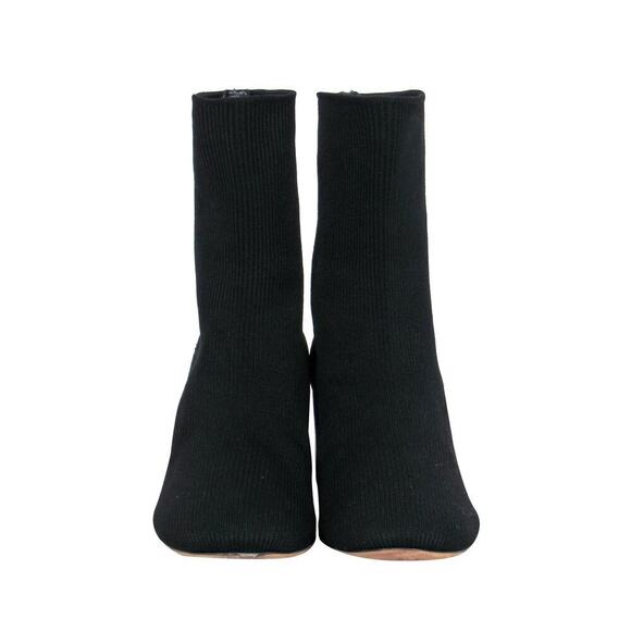 Vince Women's Black Ribbed Knit Block Heel "Tasha" Ankle Booties Size 8M - Picture 2 of 9